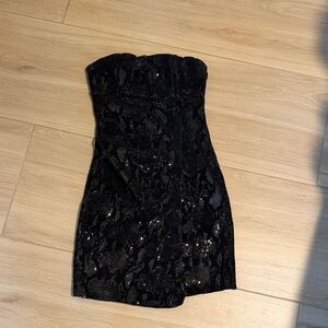 Zara Elegant Black Strapless Dress